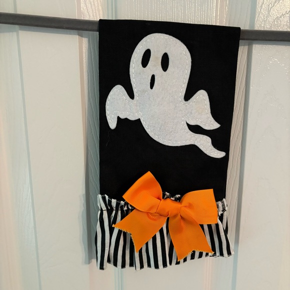 Ghost Tea Towel with Orange Bow - Halloween - Picture 1 of 2